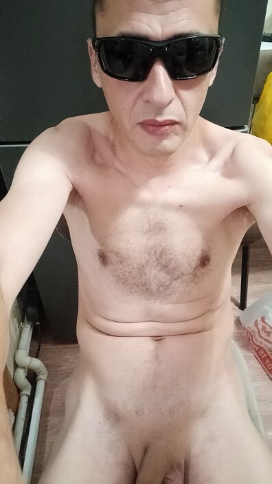В очках
