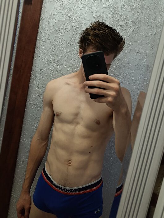 я, no nude