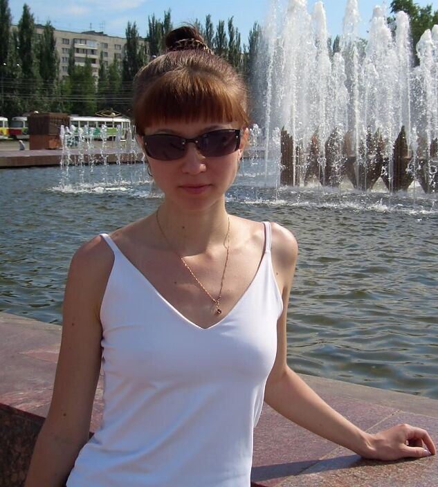 Без лифчика