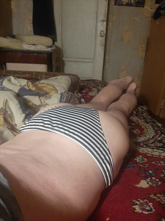 В новых трусиках