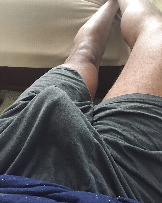 Почти трусики порвал)