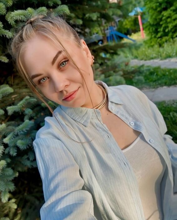 Дашь посасать свой член?)
