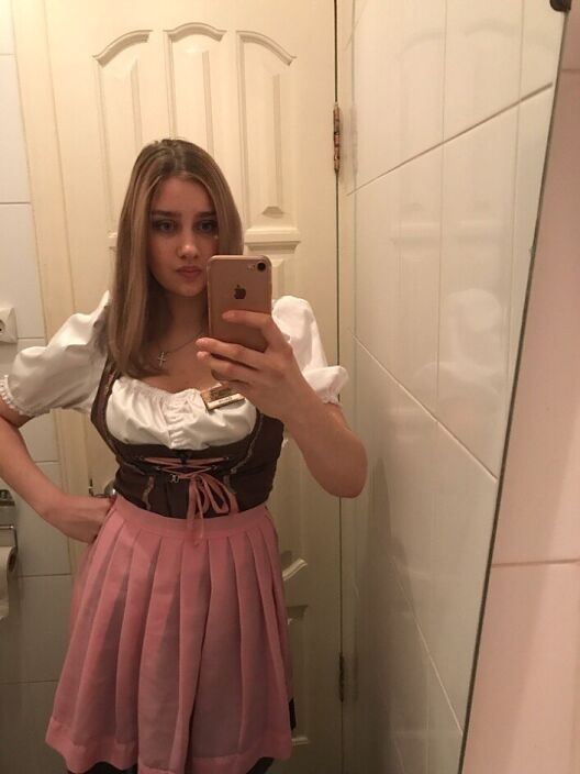 Домашняя девочка но хочет и готова