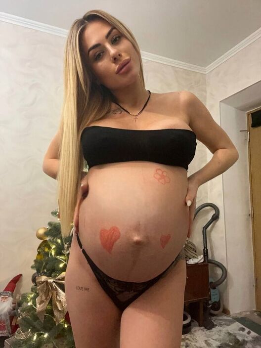 Дочка разукрасила