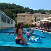 Загораю