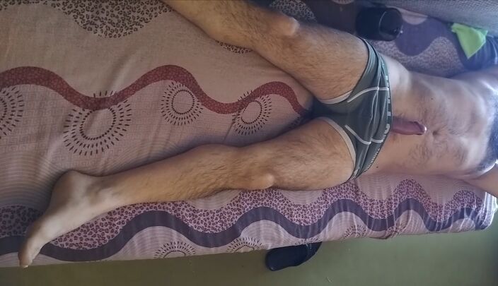 Лежал