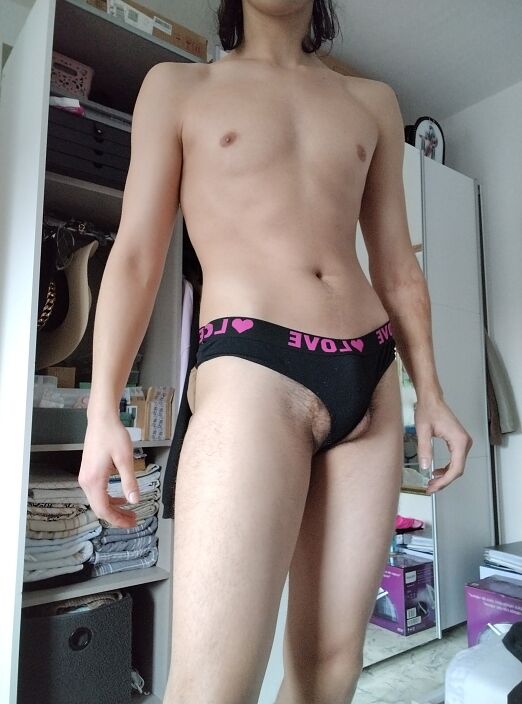 немного не побрился ????, но и так сойдёт