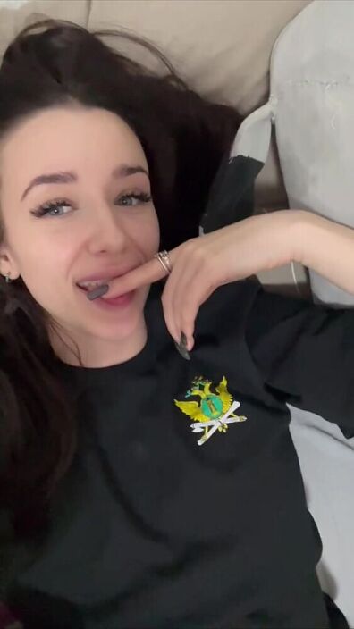 ………..