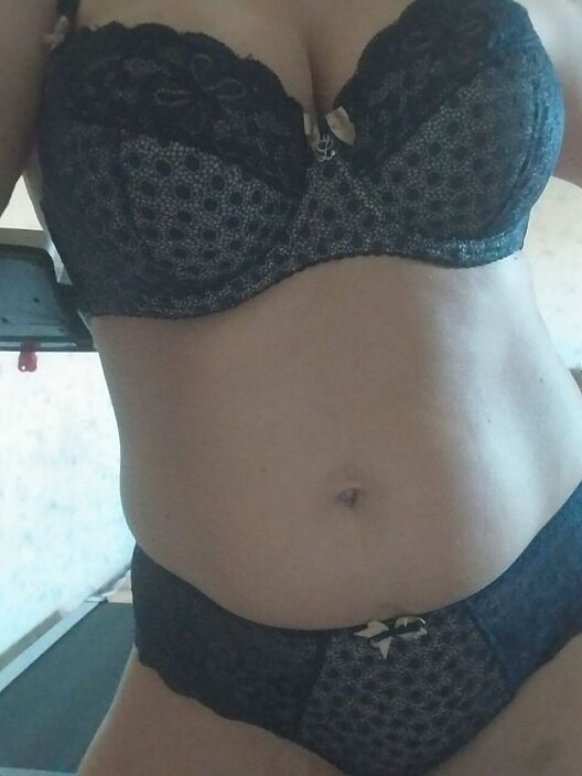 В черненькм