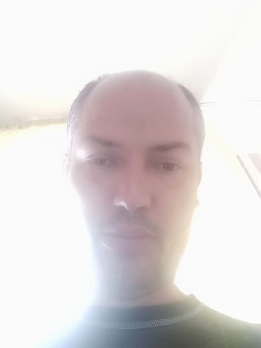 Eu,,,,,,,,