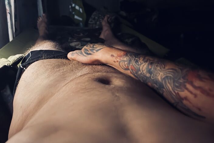 Припрятал))