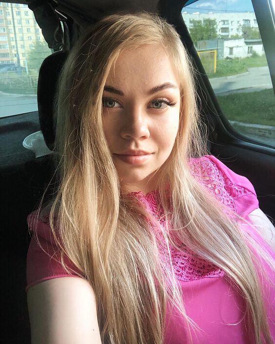Вылизать яйца?)