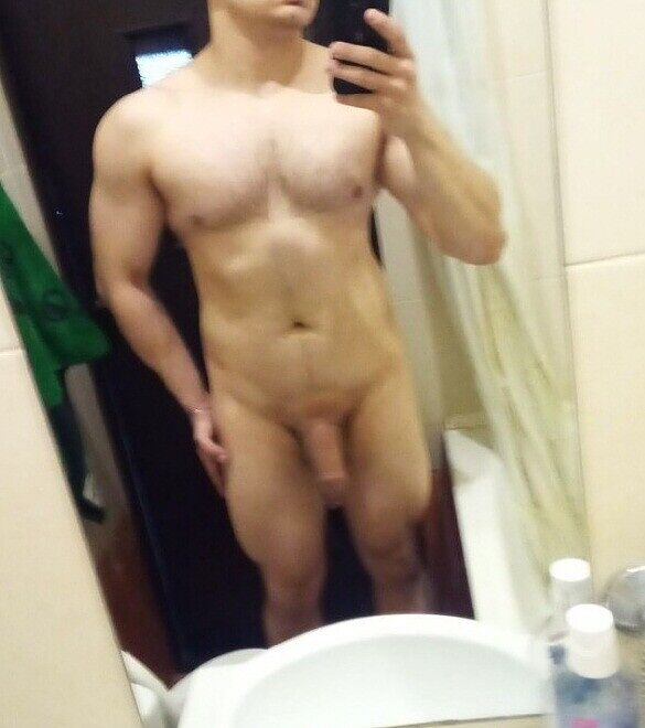 Перед зеркалом