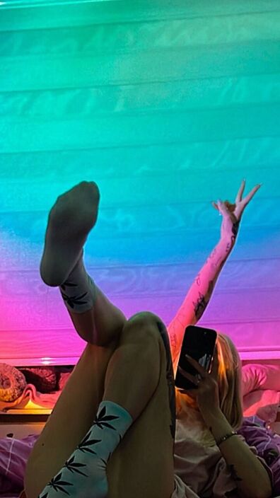 Я шлюха твоя