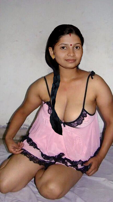 hotmomdudh neha