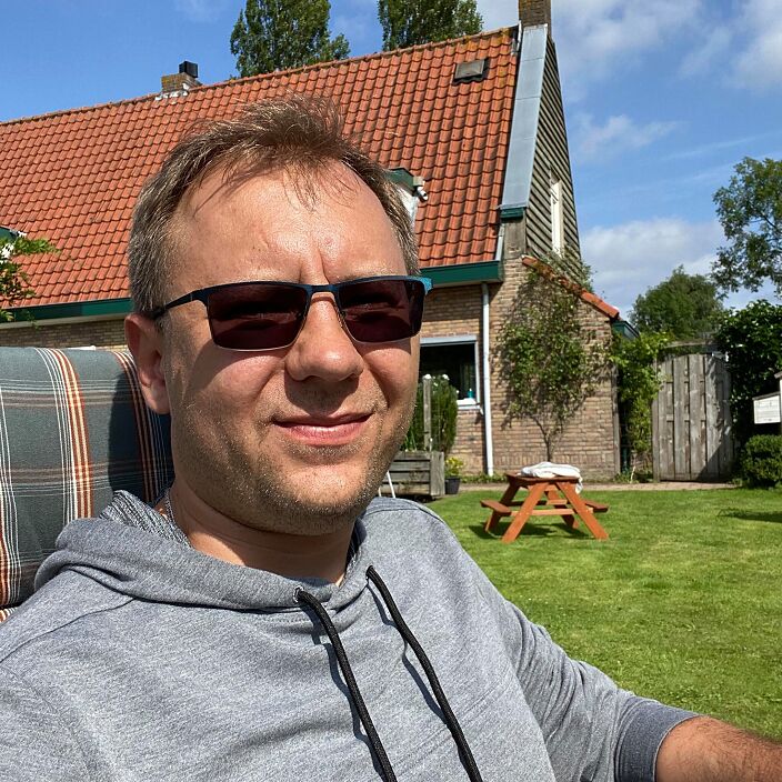 Хелоу, друзі