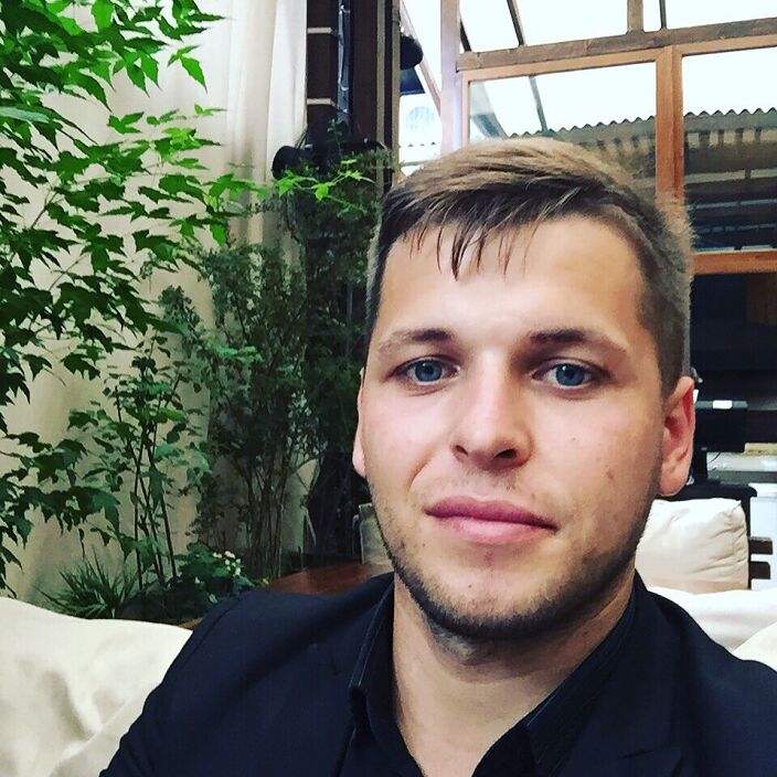 Это я