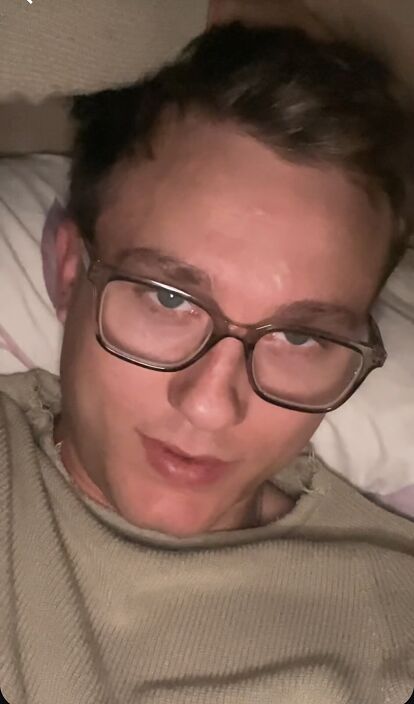 1-не знаю что писать