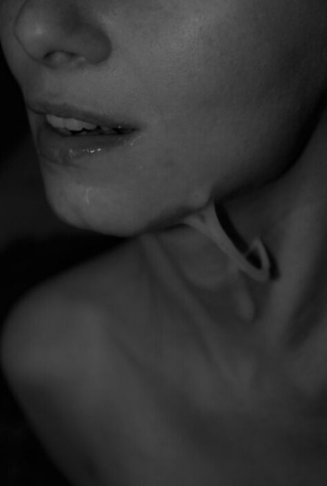 Ее сексуальный ротик и сперма