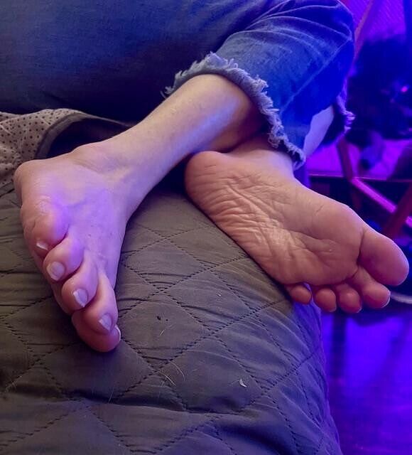 Delicious little toes