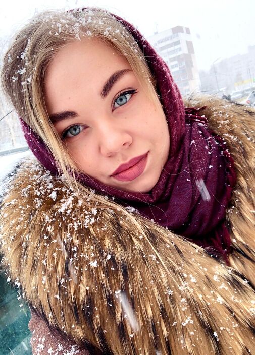 Вам нравится мой блядский ротик?)
