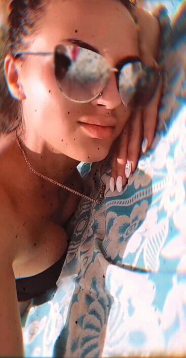 Дашь пососать?)