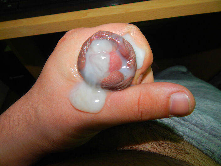 спустил лишнюю сперму