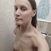 Аня с маленькими сиськами