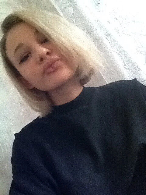 Девушка