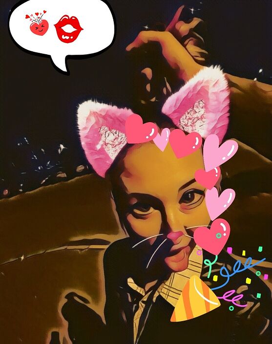 Ваш подарочек это Яяя.... MyHotSexWife