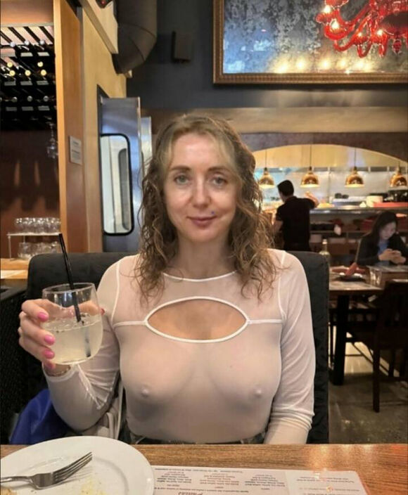 Лена отдыхает