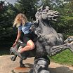 Катаюсь на коне)