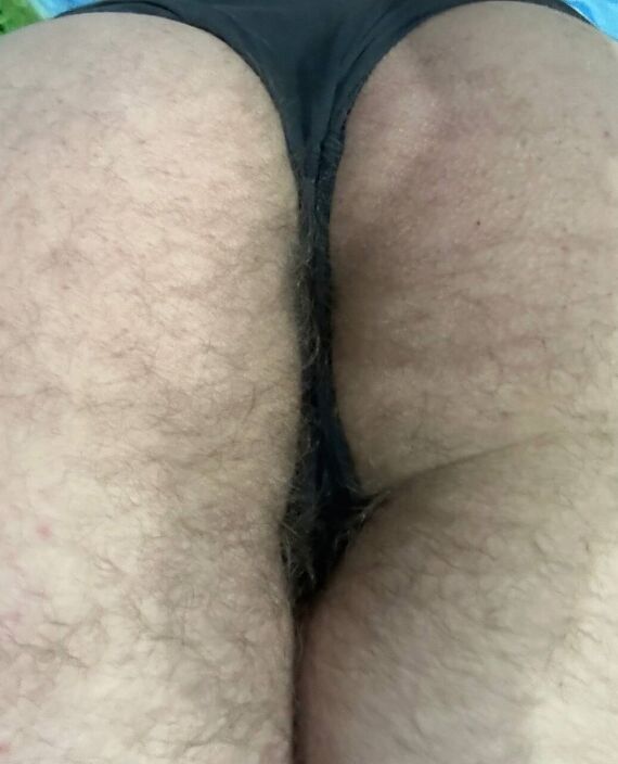 Нырнула бы язычком?