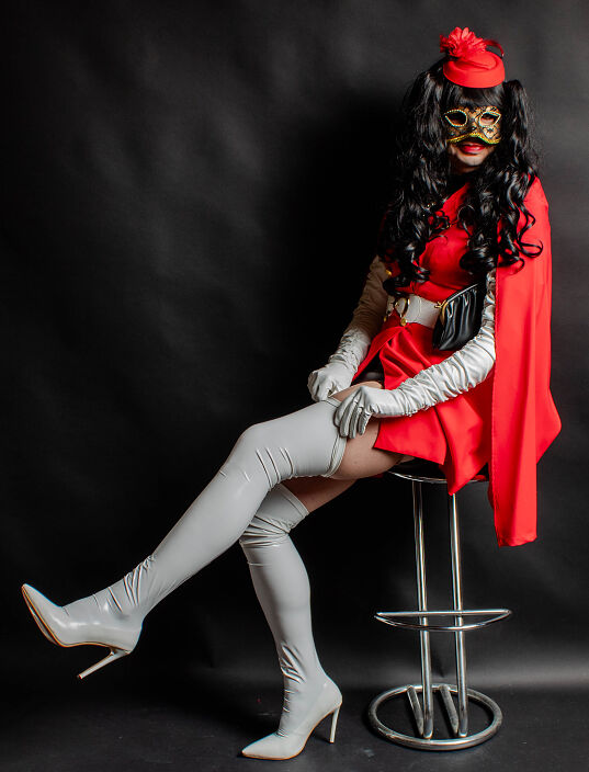 Опаздываю на Свингер Парти