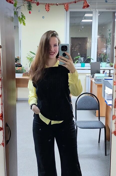 Офисная шлюшка)