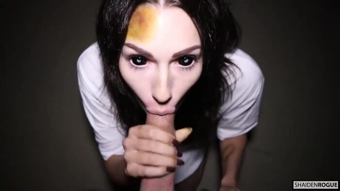 минет от одержимой