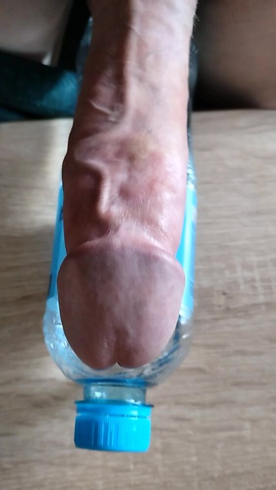Хочешь водички????