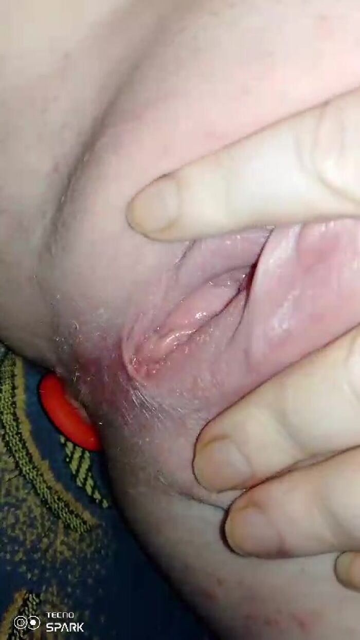 Так она зовет с ней поиграть????