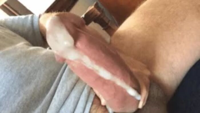 Смачно кончаю