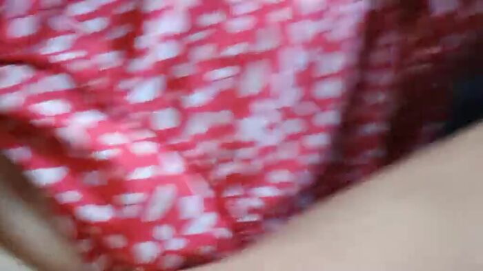 Жінка з любовником на природі