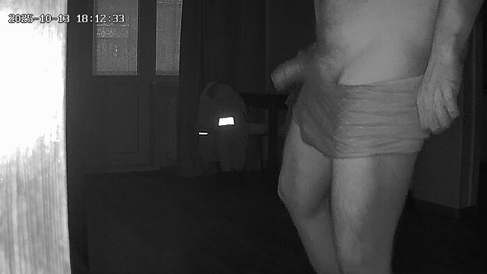 Показываю член