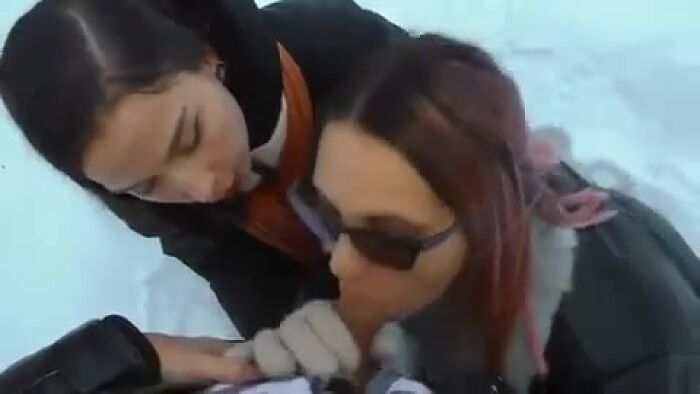 училка с подругой