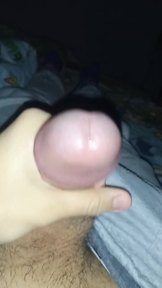 Граюсь)