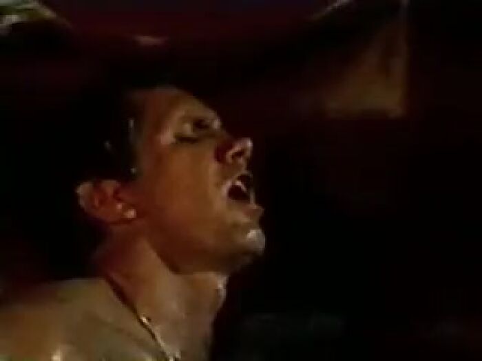 Огонь в дыре