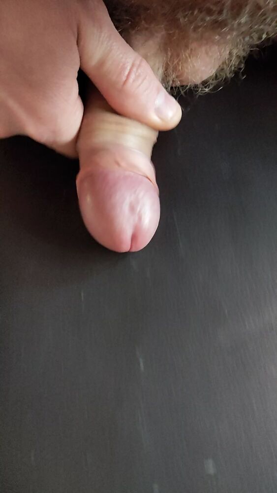 Дрочу на парнуху)