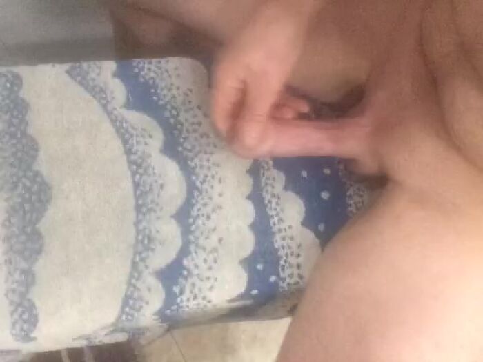 Чуть не кончил