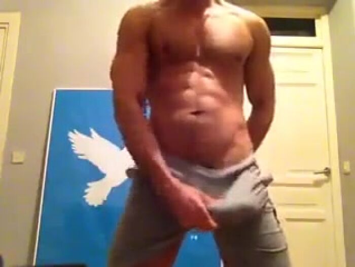 показал свой член для дамы