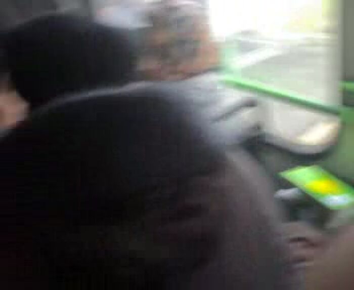 Мне тоже так дрочила незнакомка в транспорте