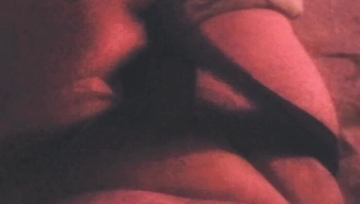 Член в трусиках