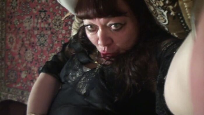 трахают шлюху Роза